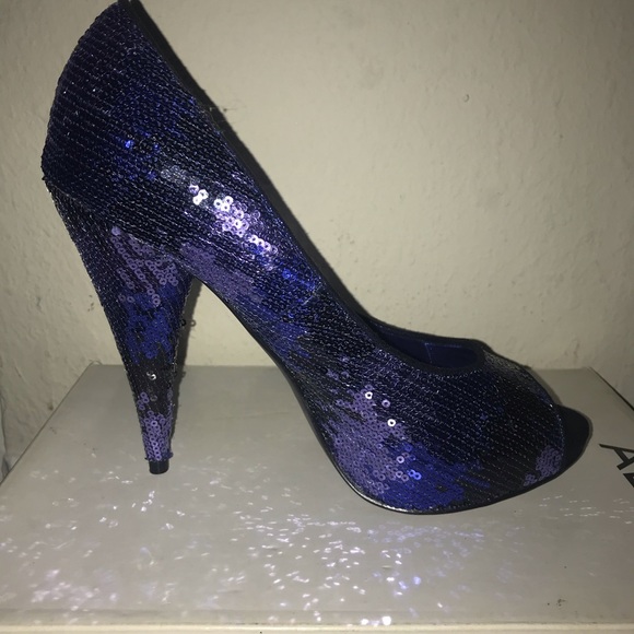 Aldo Sequin Heels - Picture 5 of 6